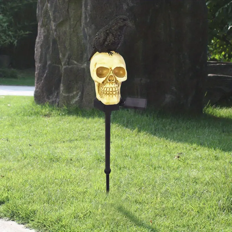 Solar Crow Skull Garden Light